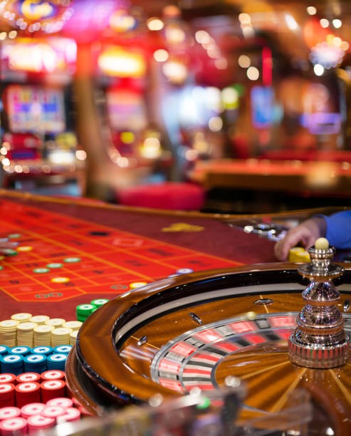 Caribbean Stud Poker table layout showing dealer position and player betting areas